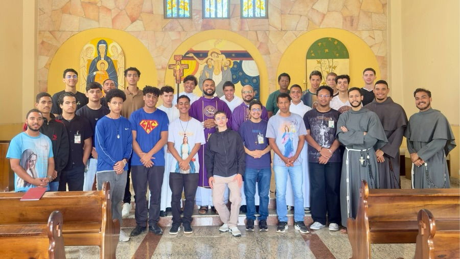 Encontro vocacional reúne jovens para um dia de escuta, fraternidade e discernimento