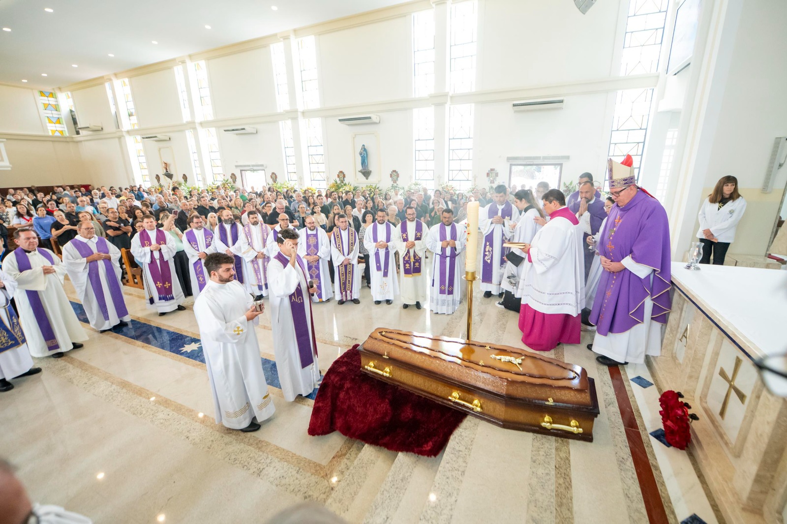 MISSA DE EXÉQUIAS - DESPEDIDA DO PADRE LIMEIRA